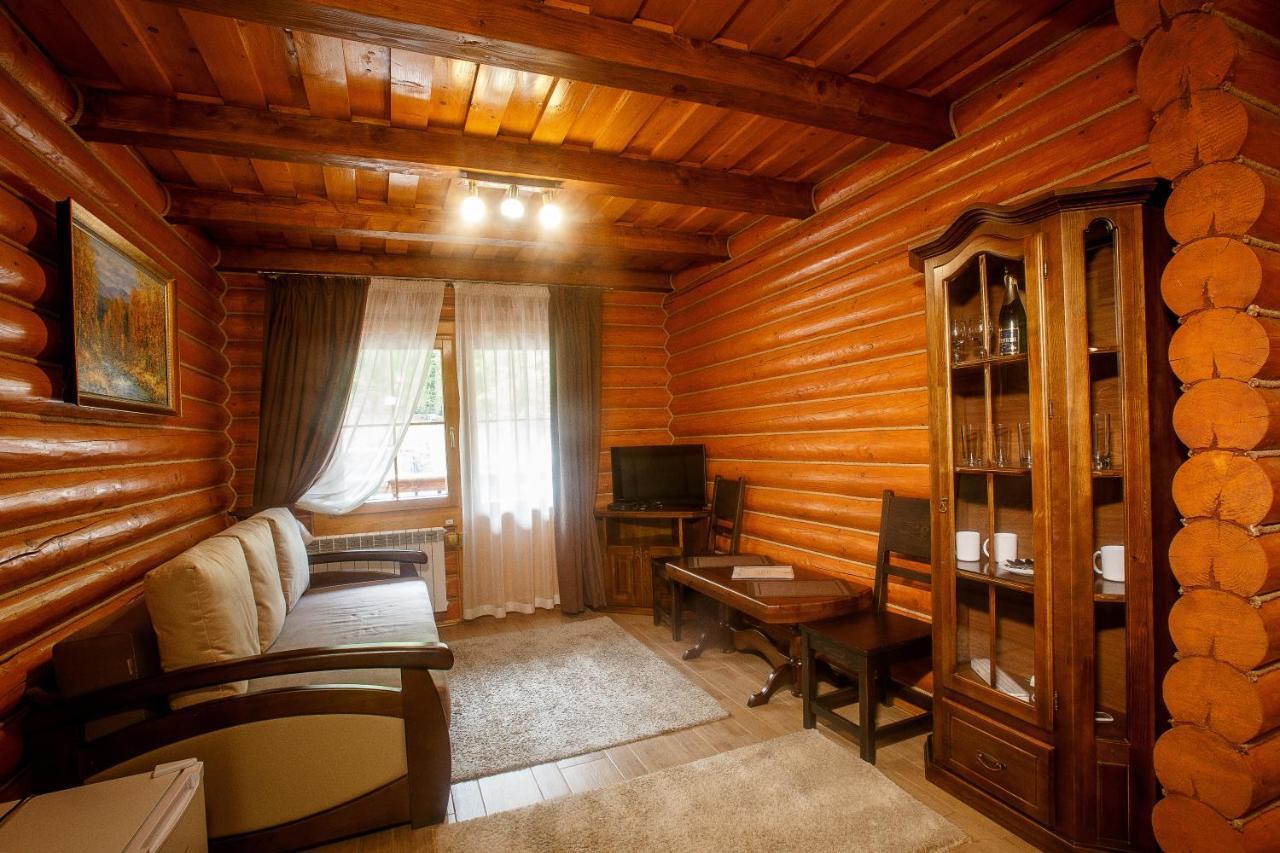 Отель Toursit Complex Polyana Kvasova Экстерьер фото