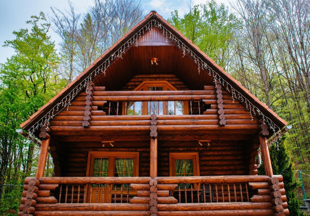 Отель Toursit Complex Polyana Kvasova Экстерьер фото