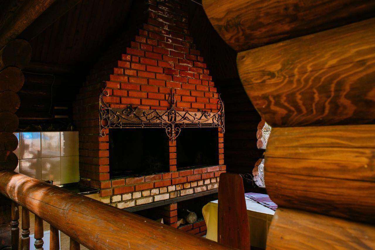 Отель Toursit Complex Polyana Kvasova Экстерьер фото