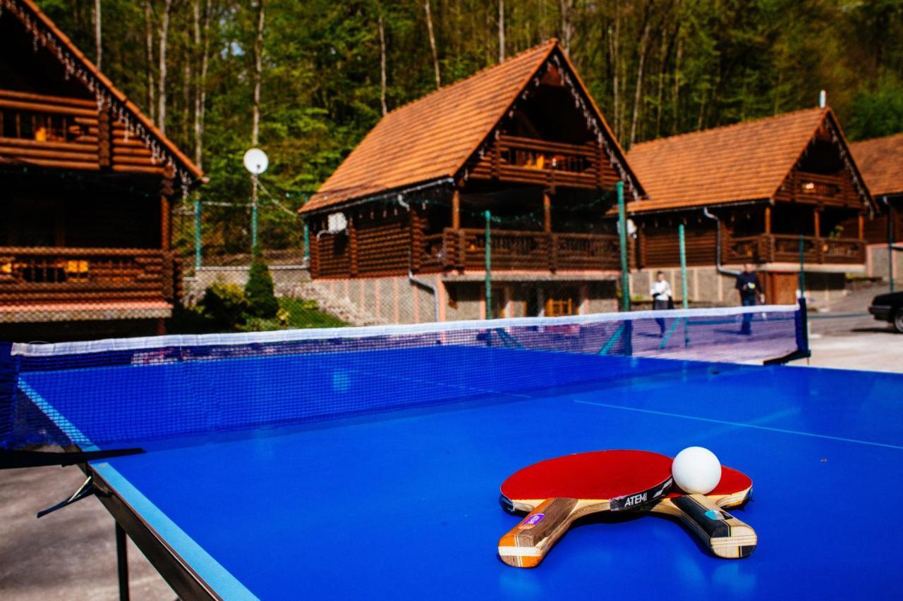 Отель Toursit Complex Polyana Kvasova Экстерьер фото