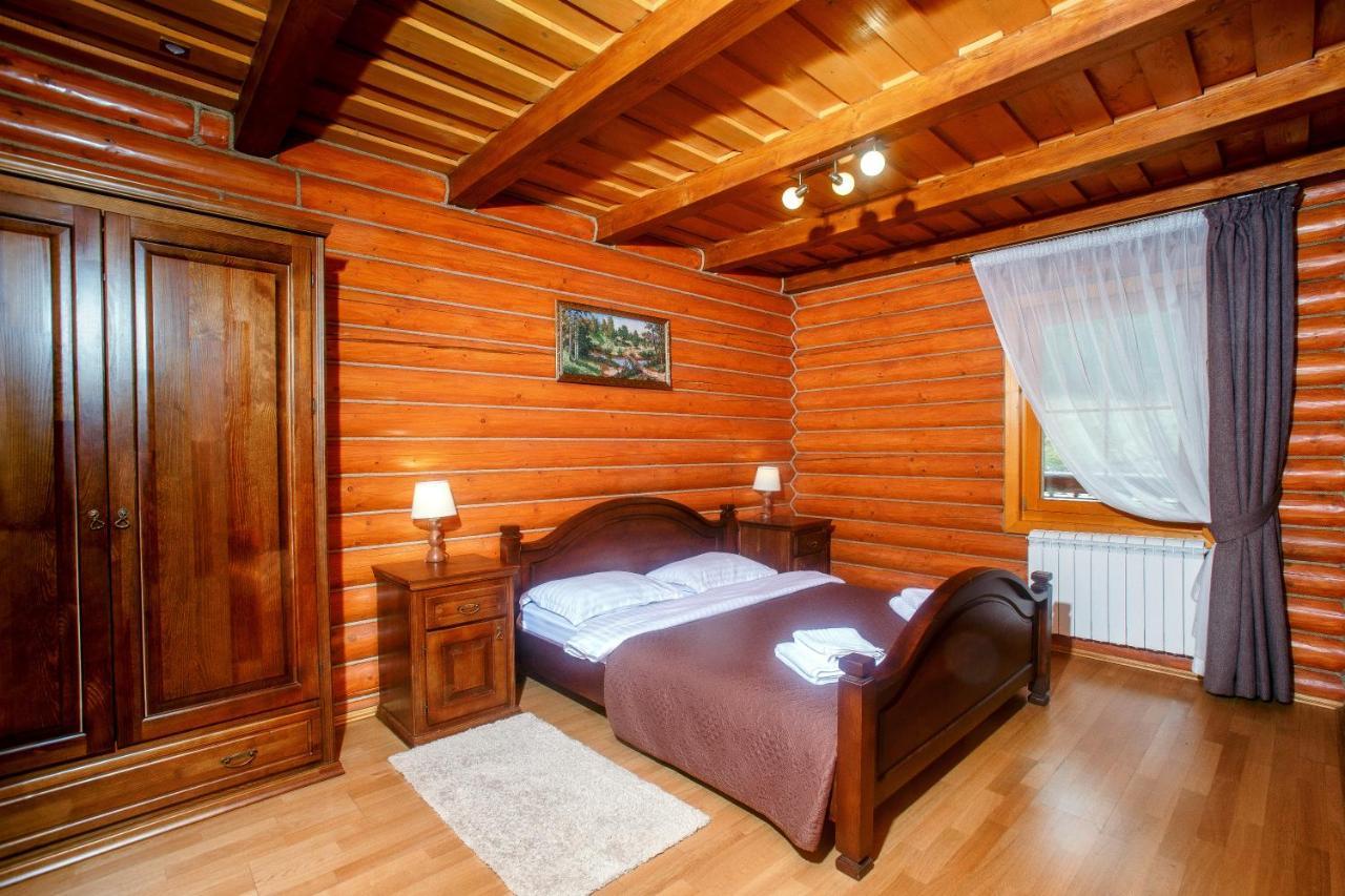 Отель Toursit Complex Polyana Kvasova Экстерьер фото